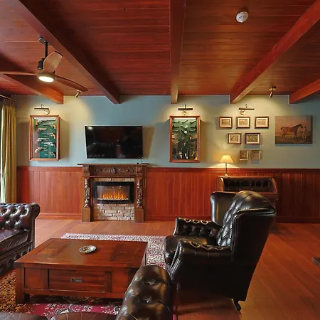 Old House 2 *