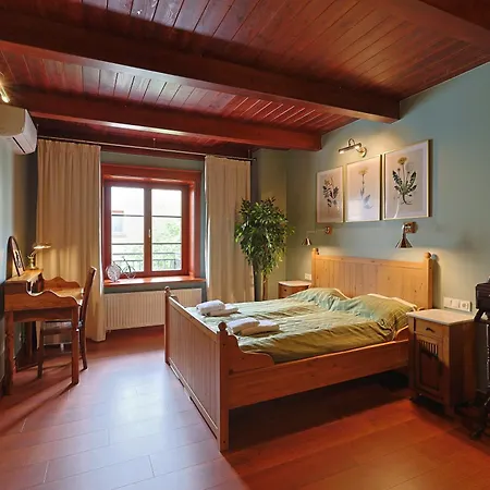 Old House 2 *