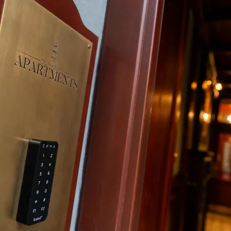 Апартаменты Old House 2 Познань