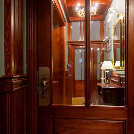 Old House 2 Апартаменты *