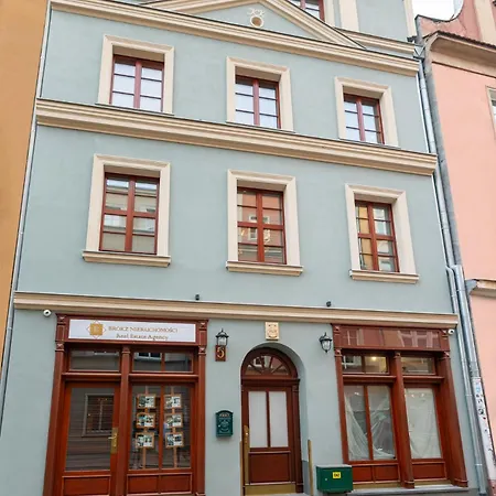 Old House 2 Apartment