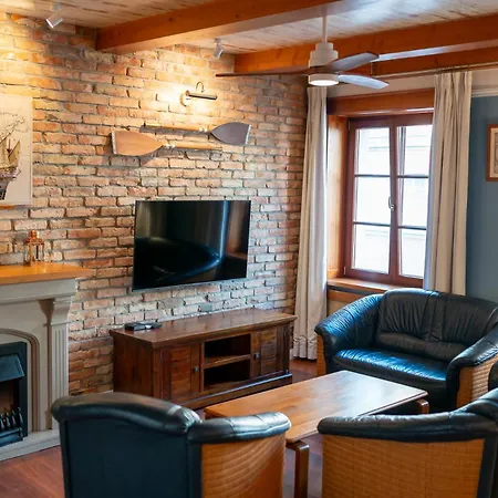 Old House 2 דירה