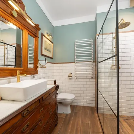 Old House 2 * פוזנן