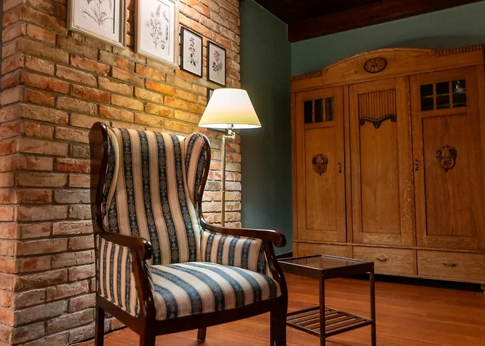 Apartment Old House 2